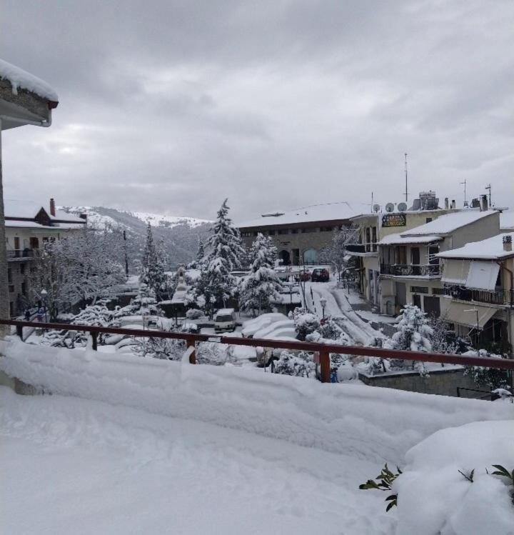 Apollon Inn อาราโชวา ภายนอก รูปภาพ