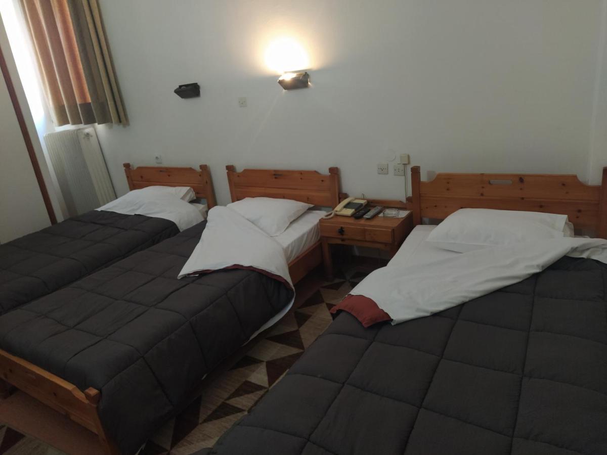 Apollon Inn อาราโชวา ภายนอก รูปภาพ